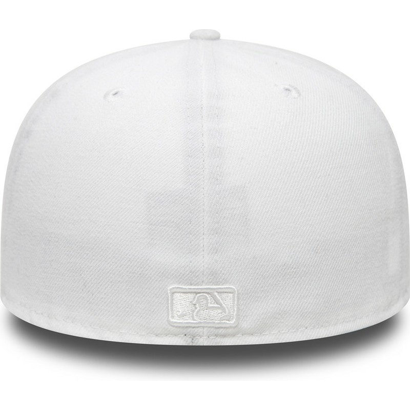 casquette-plate-blanche-ajustee-59fifty-white-on-white-new-york-yankees-mlb-new-era