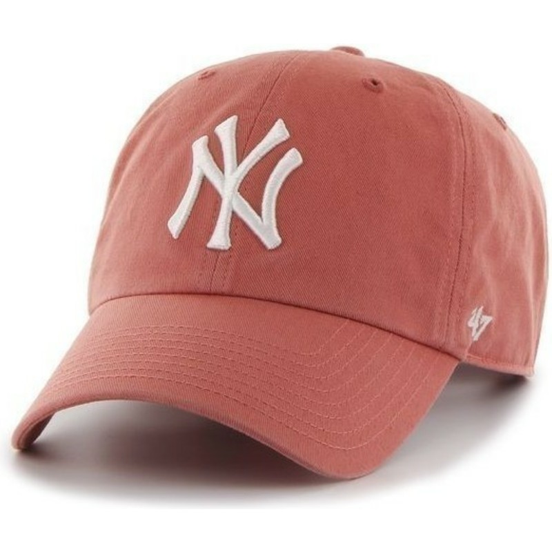 casquette-a-visiere-courbee-rouge-avec-grand-logo-frontal-mlb-newyork-yankees-47-brand